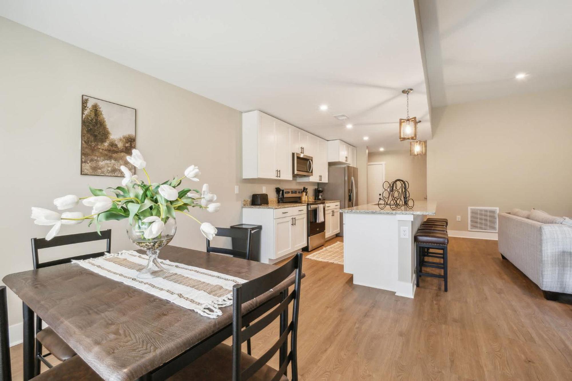 A Pet Friendly Cozy Condo In Traverse City Eksteriør bilde